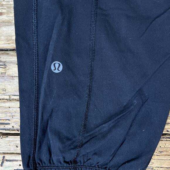 Lululemon Women’s Size 6 Black Cropped Joggers - Picture 8 of 8